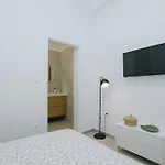 Vrlika 3*