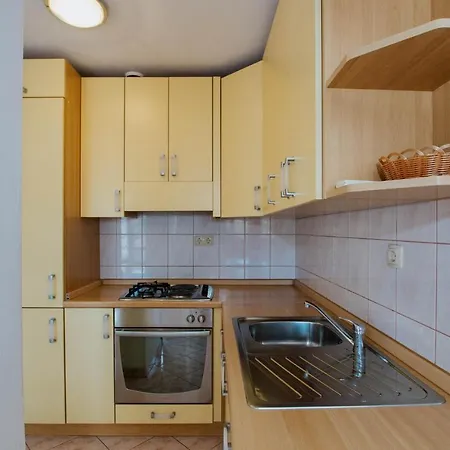 ゲストハウス Vrlika トロギール