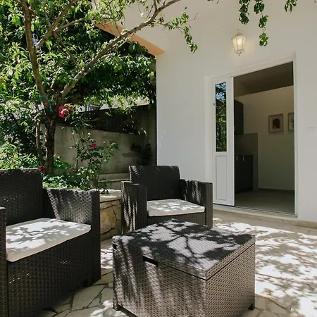 Vrlika トロギール